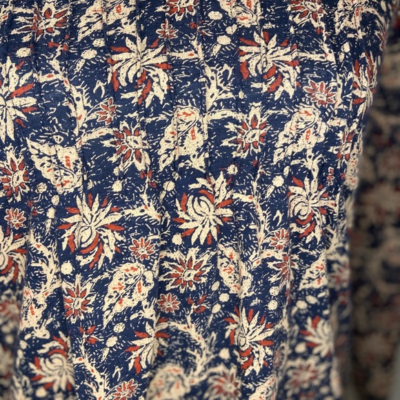 ⭐️Lucky Brand 3/4 length sleeve Notched-collar Boho v-neck Top size Small - Picture 5 of 6